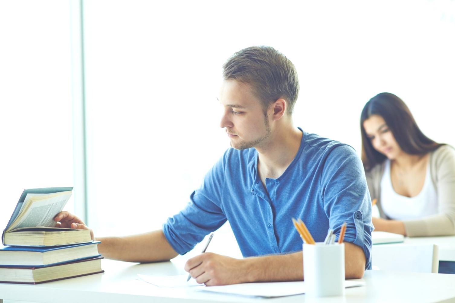 Espace de travail collaboratif moderne